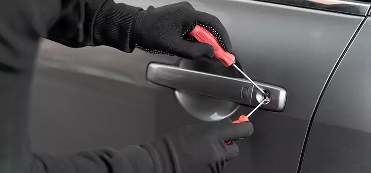 Locked Out of Car Help Lakefield