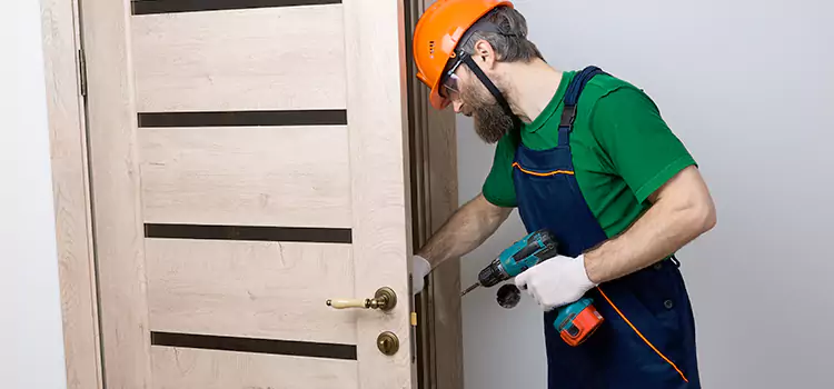 Replace Internal Door Handle with Lock Lakefield